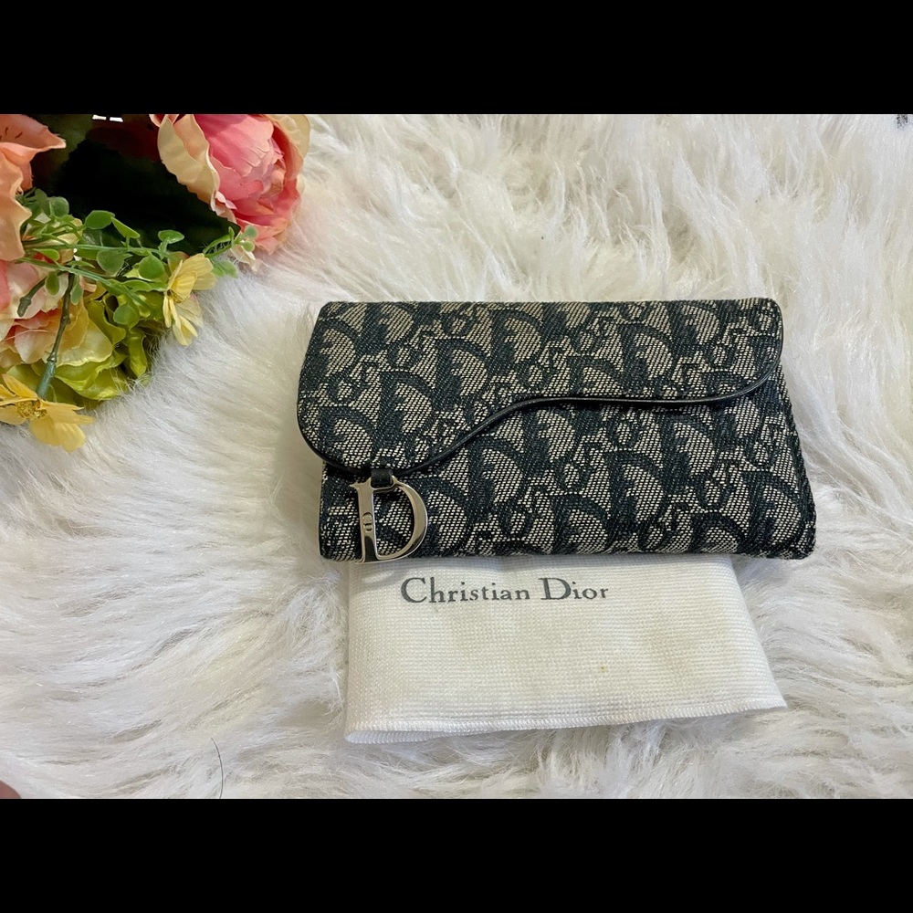 ‼️SOLD‼️ CHRISTIAN DIOR Saddle wallet🦋